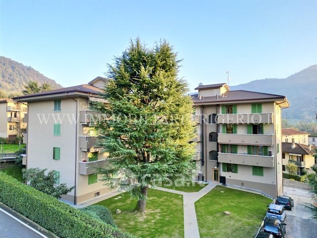 Appartamento in residenziale in Via Don Luigi Locatelli