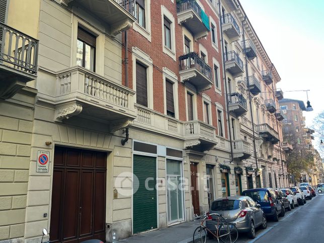 Box/posto auto in residenziale in Via Principe Tommaso 35