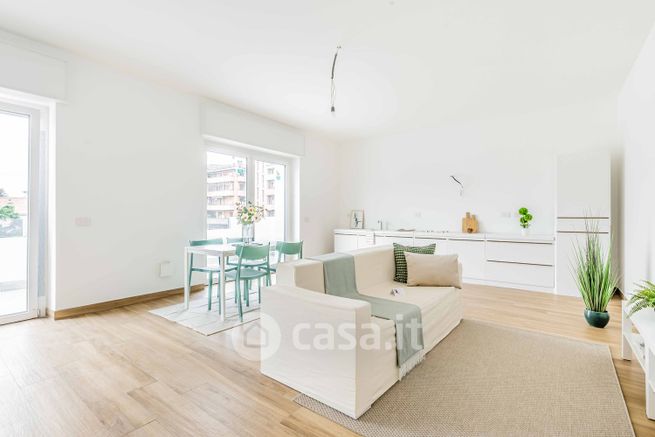 Appartamento in residenziale in Via Trieste 5