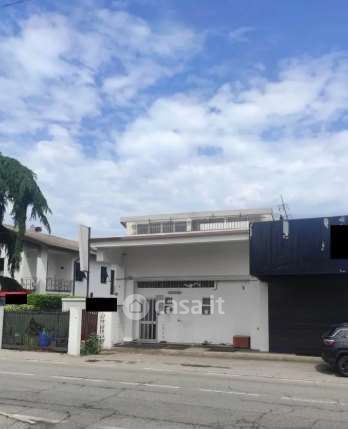 Appartamento in residenziale in Via Pastrengo