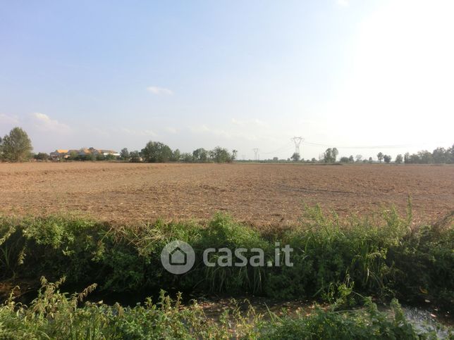 Terreno agricolo in commerciale in Via Lodi