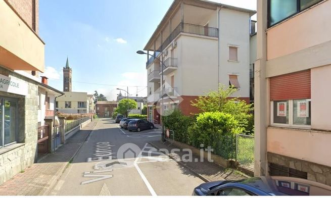 Appartamento in residenziale in Via Europa 1