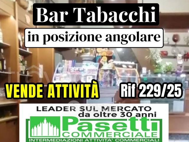 Attività/licenza (con o senza mura) in commerciale in 