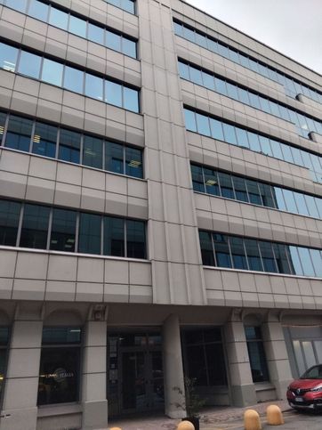 Ufficio in commerciale in Strada del Drosso