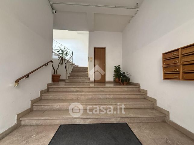 Box/posto auto in residenziale in Via della Repubblica 12