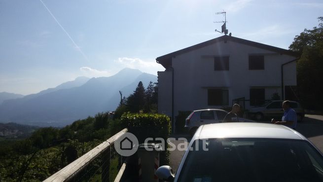 Appartamento in residenziale in Via Per Villamontagna 40