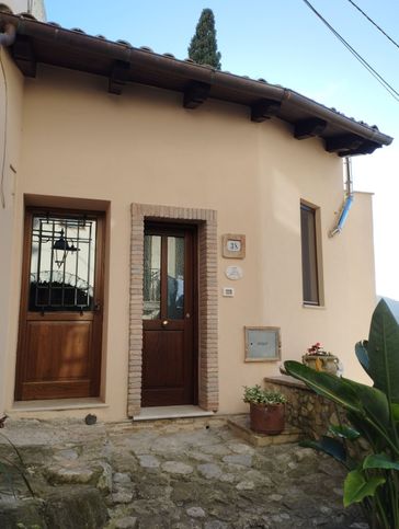 Appartamento in residenziale in Via Sant' Angelo