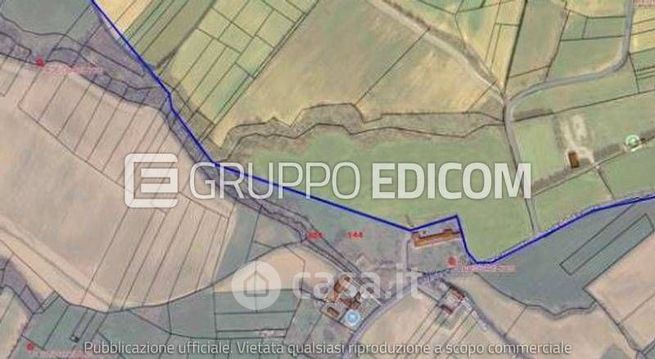 Terreno agricolo in commerciale in Via Cinque Martiri