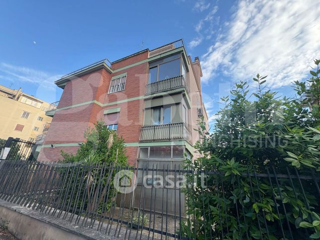 Appartamento in residenziale in Via Luca Carimini