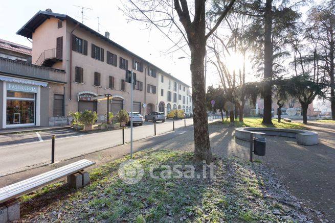 Ufficio in commerciale in Piazza Castegnate 3
