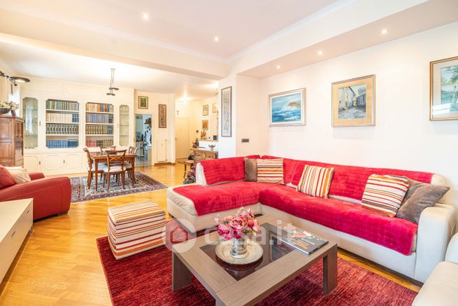 Appartamento in residenziale in Via Stefano Prasca 5