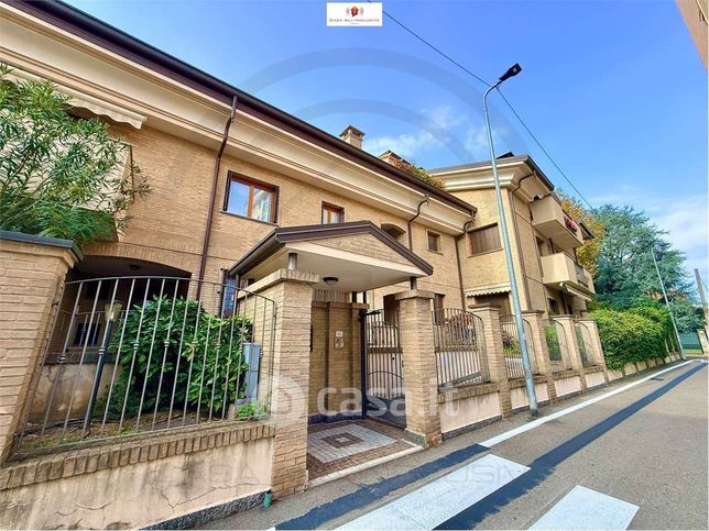 Appartamento in residenziale in Via Dandolo