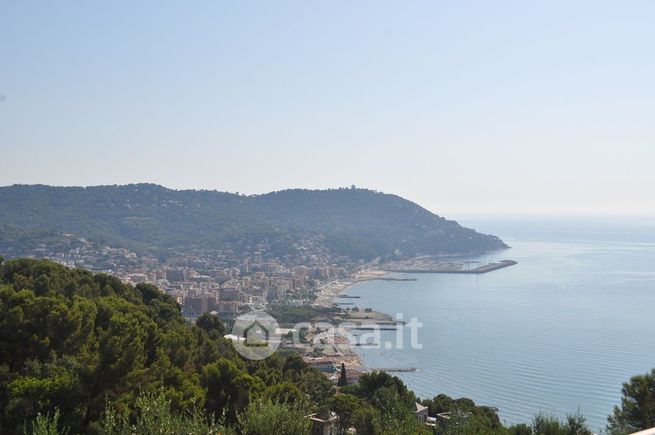 Appartamento in residenziale in Località Rollo 33