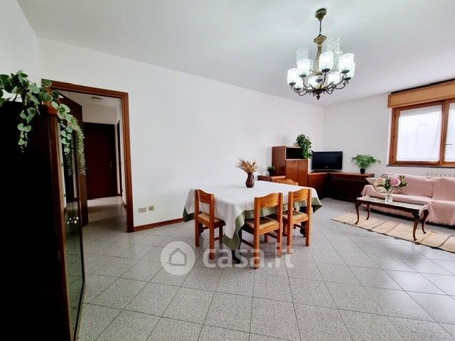 Appartamento in residenziale in Via Fratelli Zoia 86