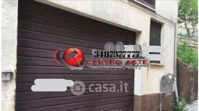 Box/posto auto in residenziale in Via Venezia Tridentina