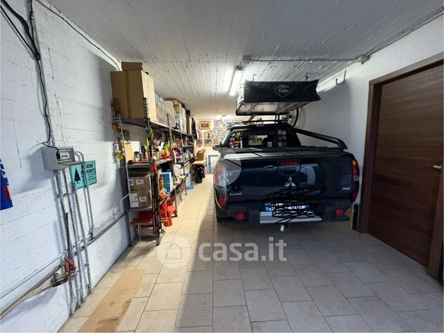 Garage/posto auto in residenziale in Via Giacomo Ferrero 9