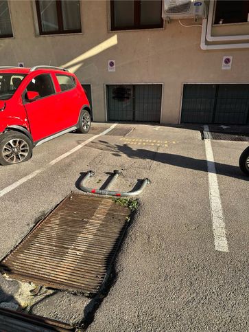 Garage/posto auto in residenziale in Viale Carlo Troya