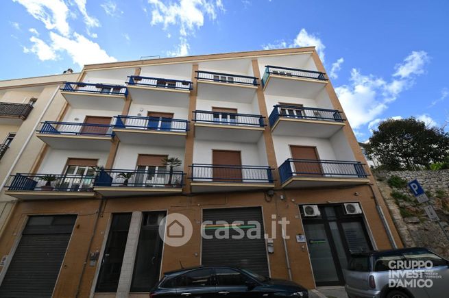 Appartamento in residenziale in Via Domenico Cirillo