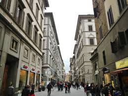 Negozio/locale commerciale in commerciale in Via dei Calzaiuoli