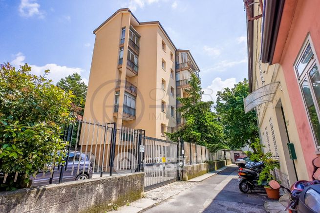 Appartamento in residenziale in Vicolo dell'Ospitale Militare 35