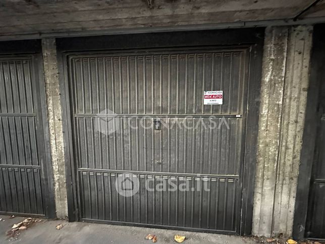 Box/posto auto in residenziale in Via Caduti di Casteldebole 55
