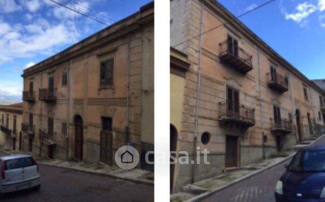 Casa indipendente in residenziale in Via B. Ricasoli