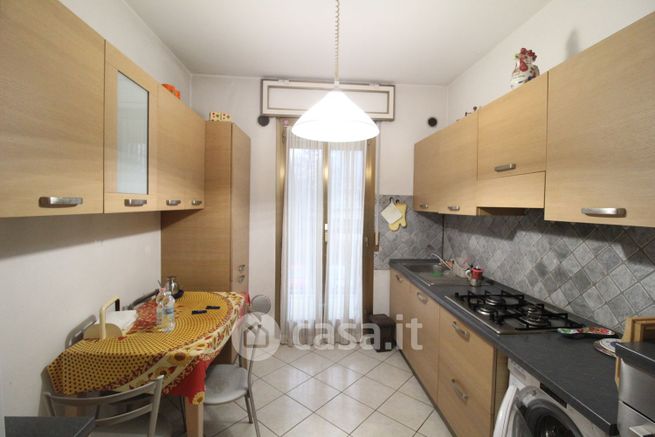 Appartamento in residenziale in Via Costantino Baroni 87