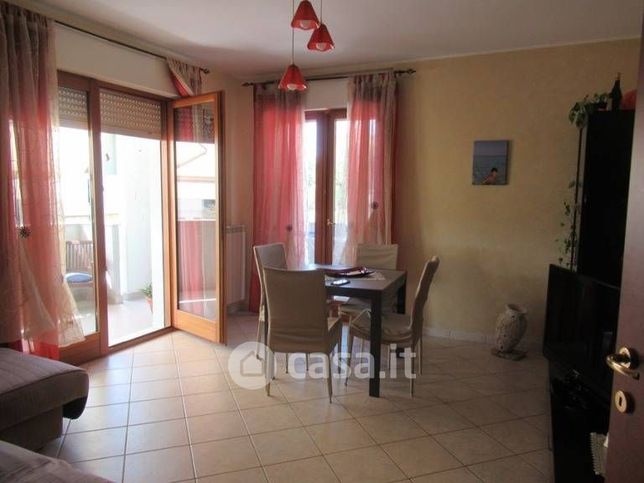 Appartamento in residenziale in Via Perosina 11