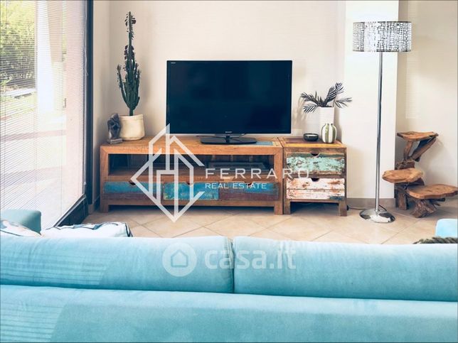 Appartamento in residenziale in Piazza Camillo Sbarbaro 3
