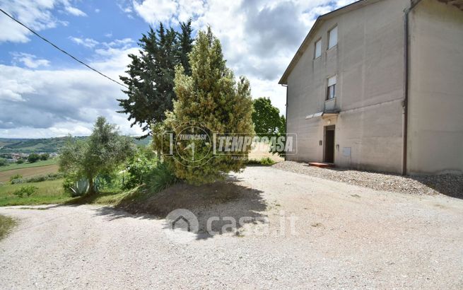 Casa bi/trifamiliare in residenziale in Contrada San Giovanni