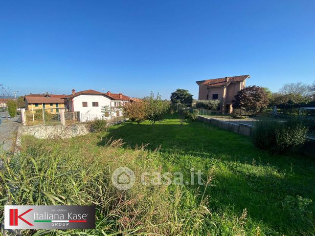 Terreno edificabile in residenziale in Via Roma