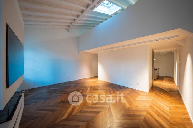 Appartamento in residenziale in Piazza Ghiaia 21