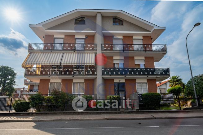 Appartamento in residenziale in Via Cervinia 8