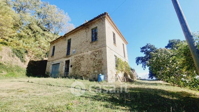 Rustico/casale in residenziale in Contrada San Martino