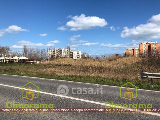 Terreno agricolo in commerciale in Via Cappellini