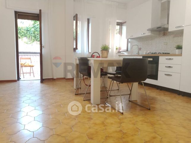 Appartamento in residenziale in Via dei Malavoglia 20