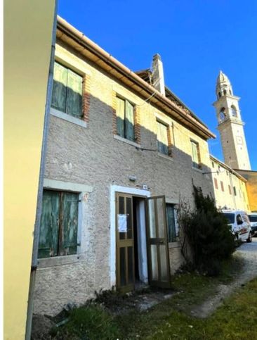 Appartamento in residenziale in Via San Pietro 2 -6