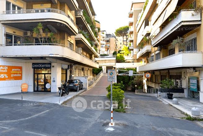 Garage/posto auto in residenziale in Via Gregorio VII