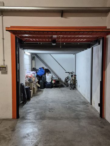 Garage/posto auto in residenziale in Via Amedeo Cencelli 31