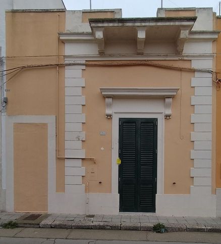 Casa indipendente in residenziale in Via Vittorio Veneto 142