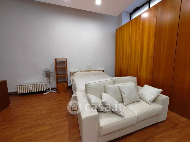 Loft in residenziale in Via Giambellino 53