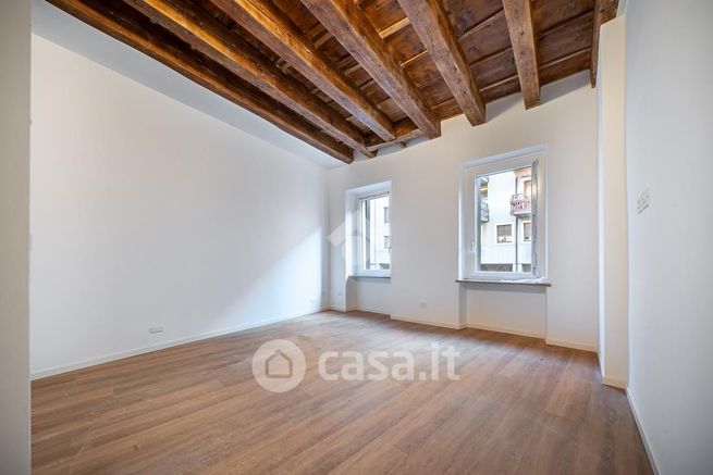 Appartamento in residenziale in Via San Salvatore Corte Regia 9