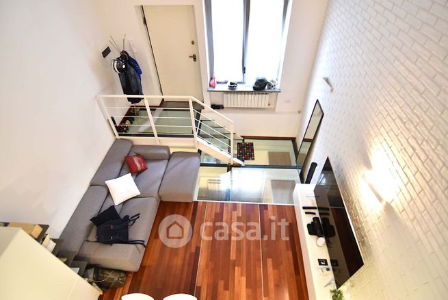 Appartamento in residenziale in Via Gaetano de Castillia 24