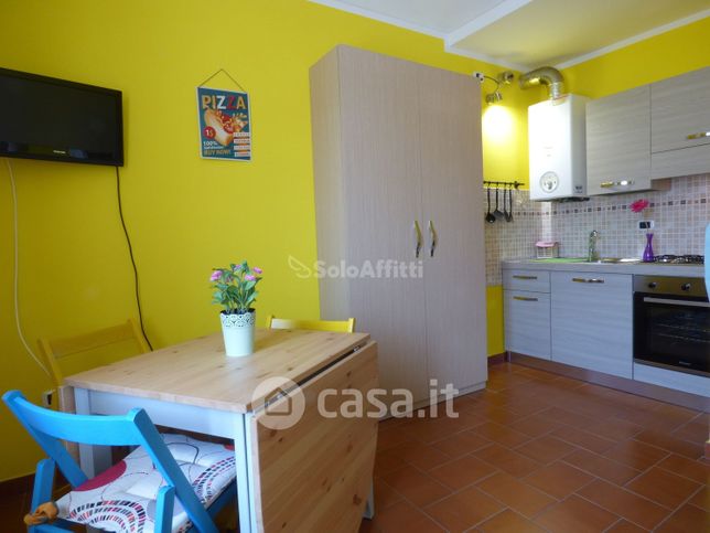Appartamento in residenziale in Via Varallo 32