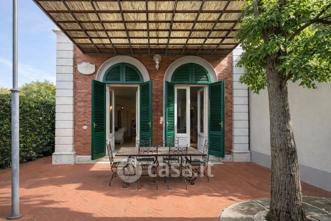 Casa indipendente in residenziale in Via Giosuè Carducci