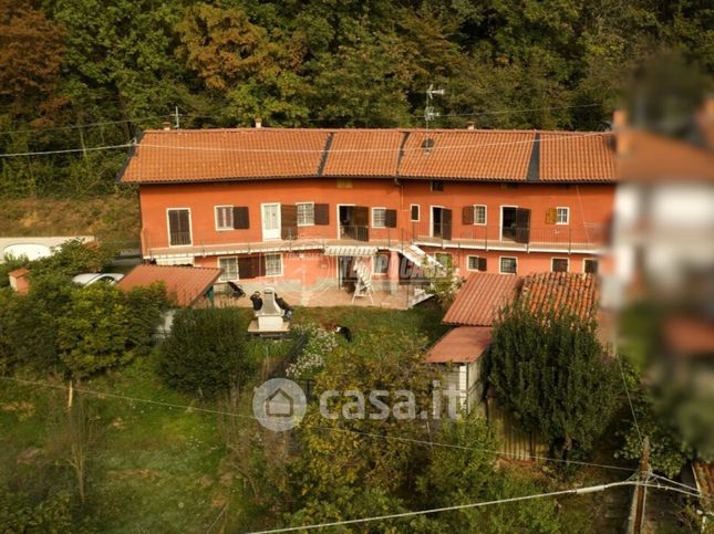 Casa indipendente in residenziale in Via XXV Aprile