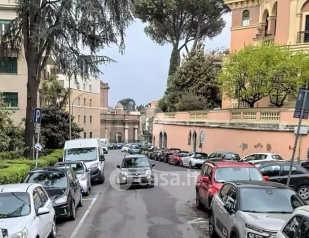Box/posto auto in residenziale in Via Francesco Denza