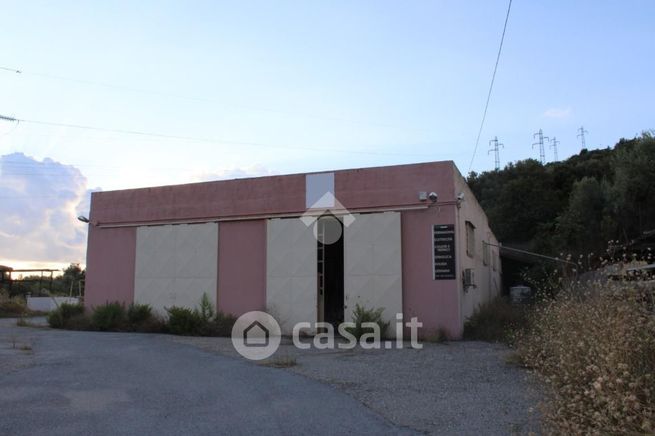 Garage/posto auto in residenziale in Via San Pietro