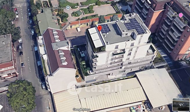 Box/posto auto in residenziale in Via Luciano 18