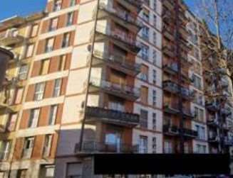 Appartamento in residenziale in Viale Mario Parini 8